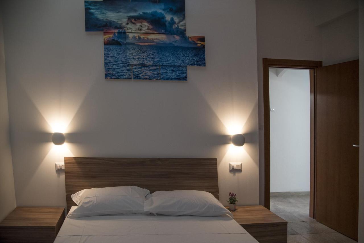 Queen Appartamenti E Camere Campofilone Экстерьер фото